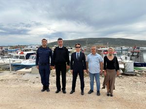 Kaymakamımız Sayın Mehmet MARAŞLI, Alaçatı Balıkçı Barınağını ziyaret etti.
